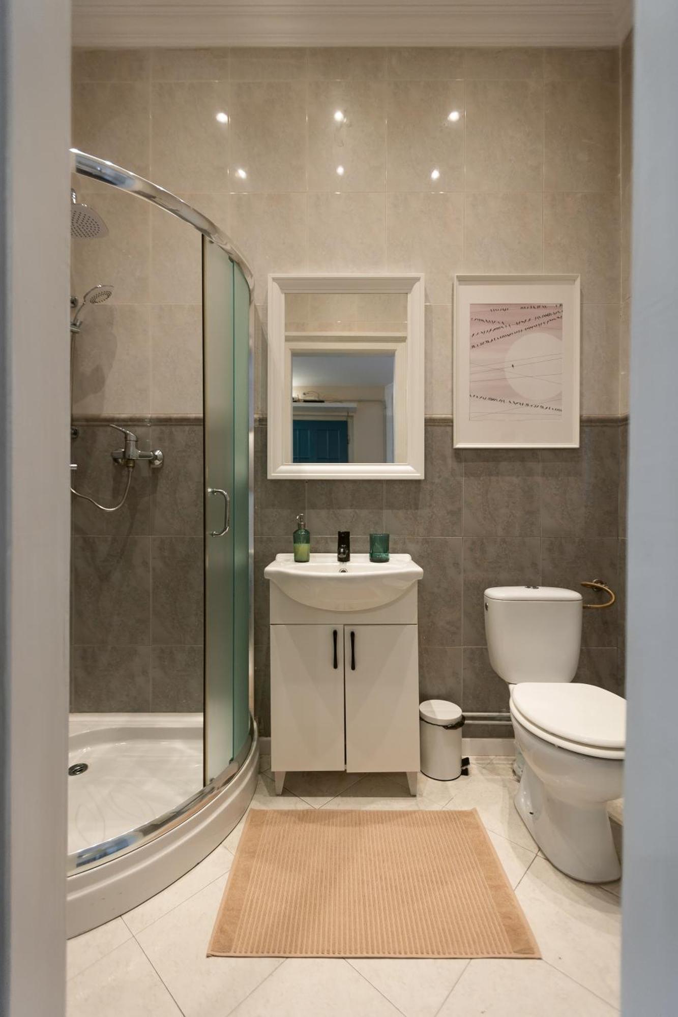 Central Charm - 2Br Apartment Timisoara Ngoại thất bức ảnh