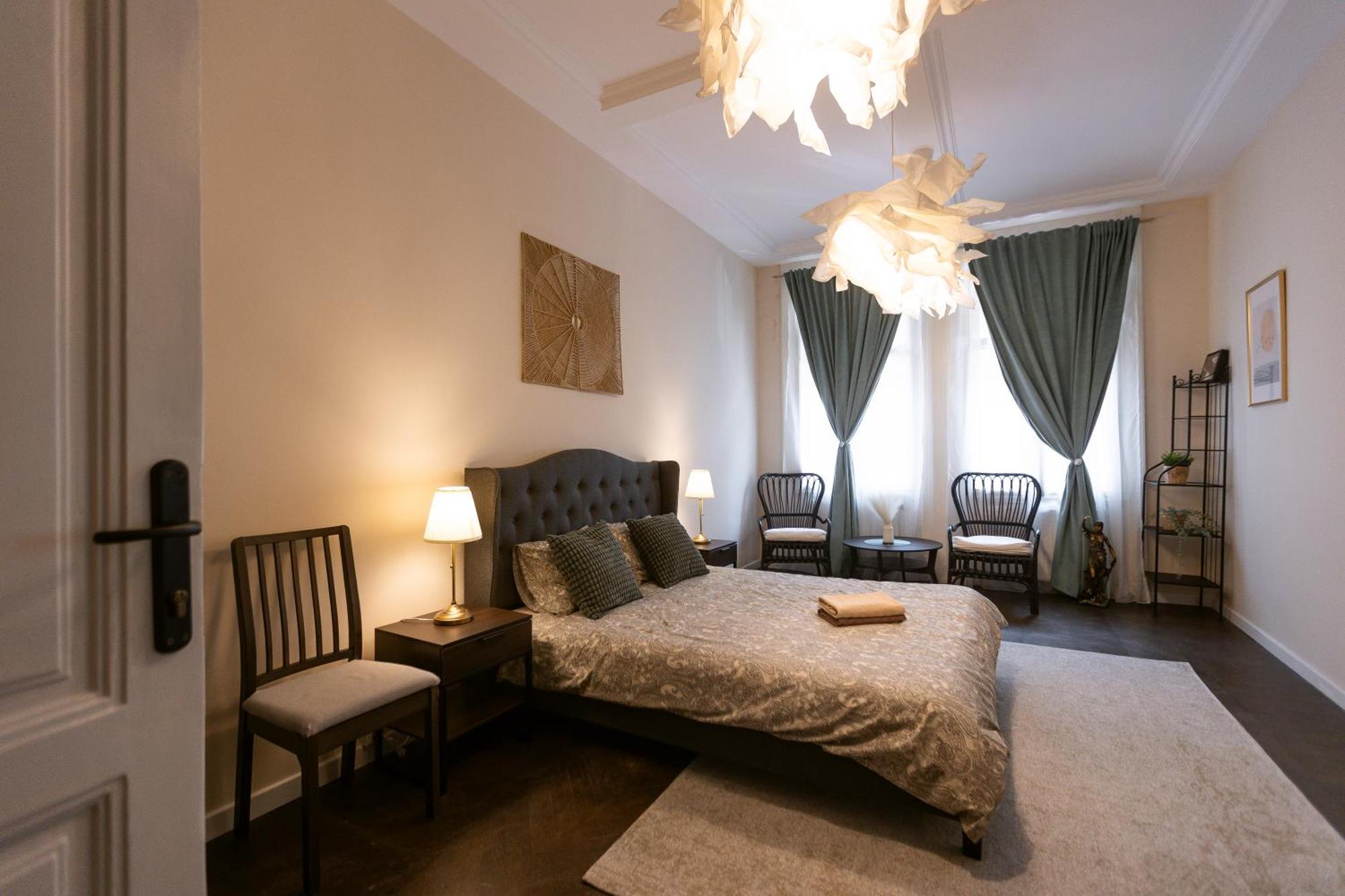 Central Charm - 2Br Apartment Timisoara Ngoại thất bức ảnh