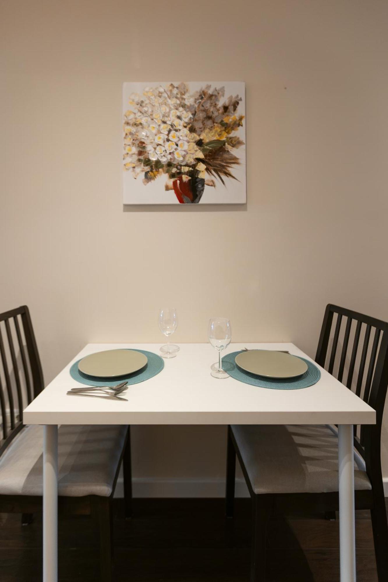 Central Charm - 2Br Apartment Timisoara Ngoại thất bức ảnh